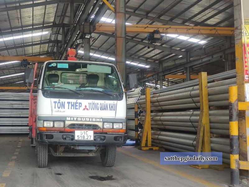Tôn Thép VQK có kho hàng lớn, cung cấp ống thép phi 127 chính hãng, giá rẻ
