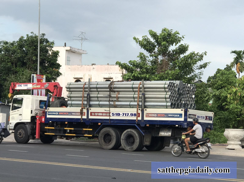 Tôn Thép VQK vận chuyển ống thép 76 toàn HCM, miền Nam