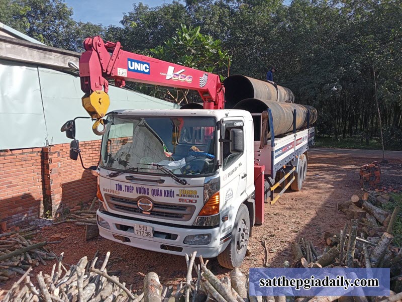 Tôn Thép VQK vận chuyển ống thép phi 323 tận dự án khu vực HCM, miền Nam