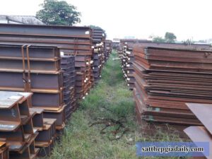 Giá sắt thép hình U Quận 1