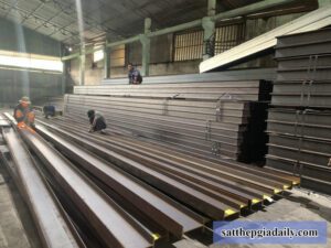 Giá sắt thép hình U Quận 7