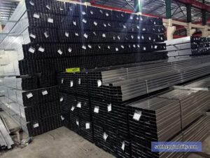 Giá sắt thép hộp đen tại Quận 2