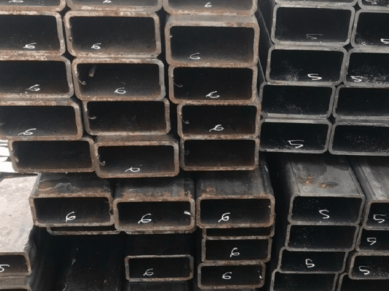Tìm hiểu thép hộp chữ nhật 10x30 là gì?