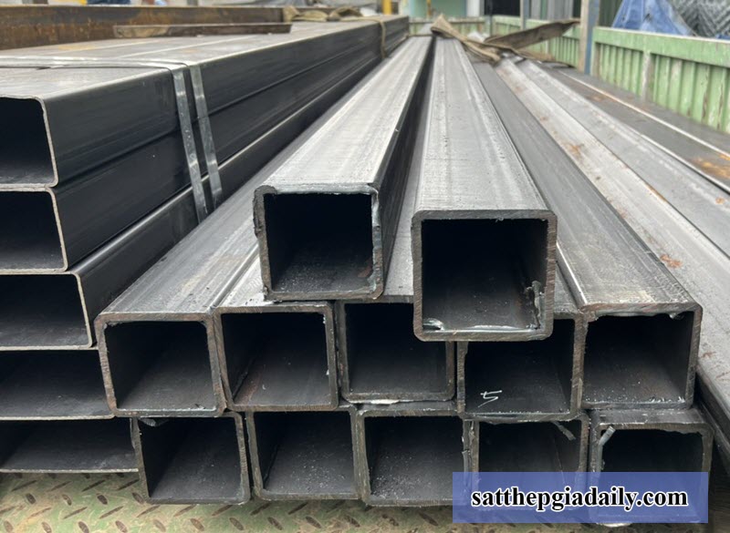 Thép hộp 90x90 có kích thước phù hợp với nhiều loại công trình