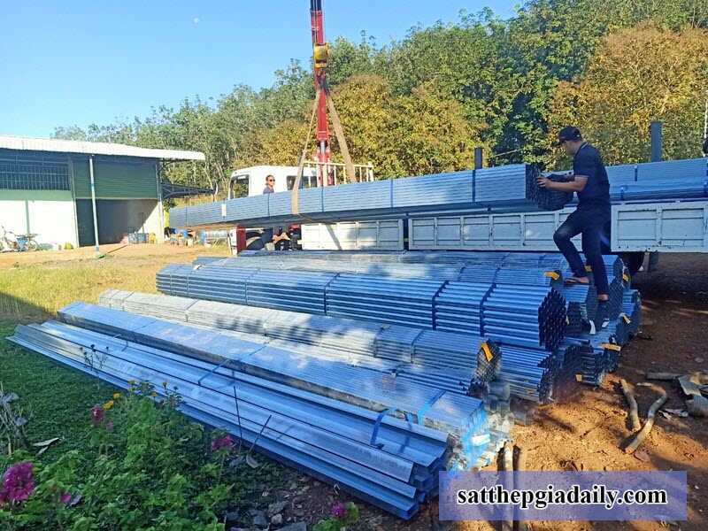 Đội ngũ tư vấn, bốc xếp chuyên nghiệp thép hộp 45x90