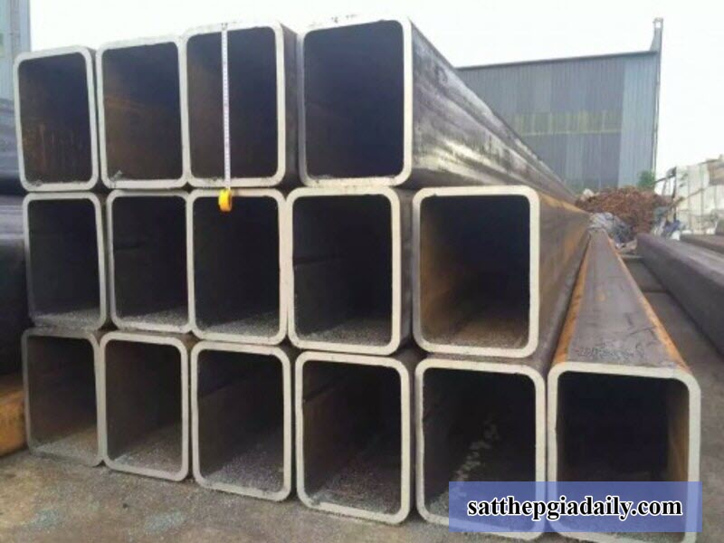 Thép hộp đen 300x200