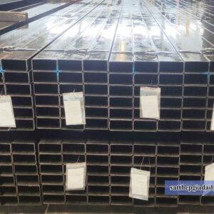 Sắt hộp đen 40x80