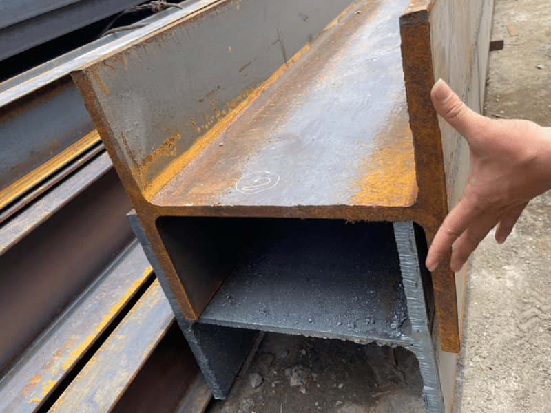 Giá sắt hình H100 mới nhất hiện nay