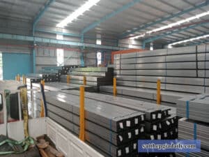 Giá thép hộp Hòa Phát chữ nhật mạ kẽm 30x60