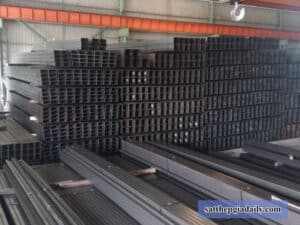Giá hộp vuông đen Hòa Phát 20x20
