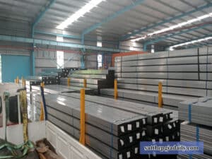 Giá hộp vuông mạ kẽm Hòa Phát 20x20