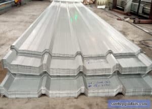 Tôn Klipclock trắng sữa