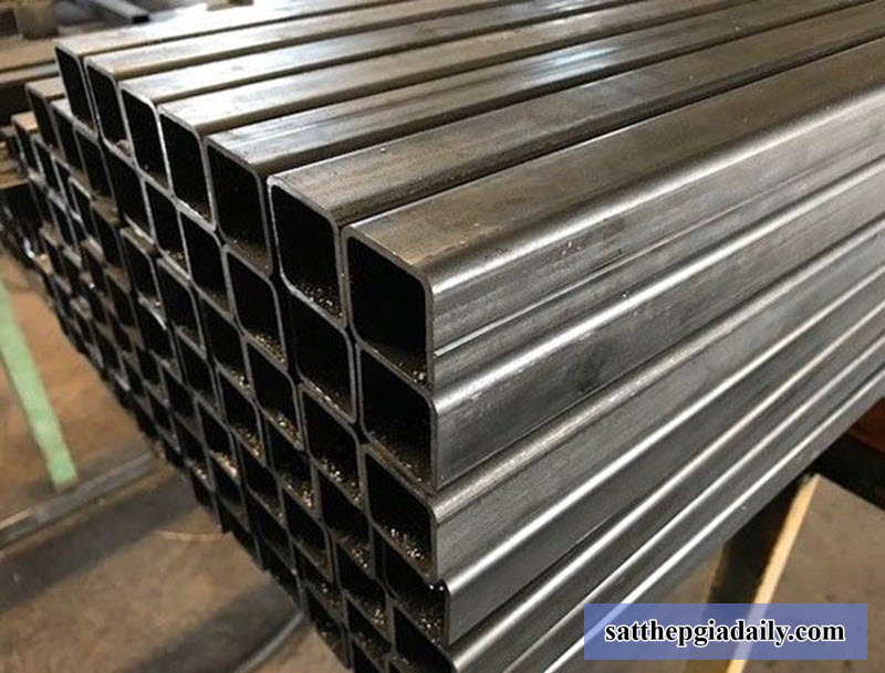 Thép hộp vuông Nguyễn Tín