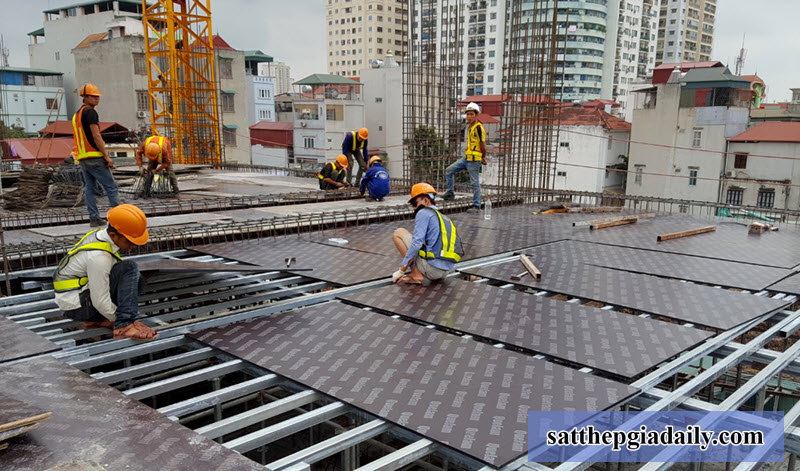 Ứng dụng ván phủ phim cho các công trình ngoài trời
