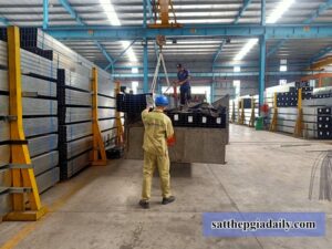 Kho thép hộp chính hãng tại Tôn Thép VQK