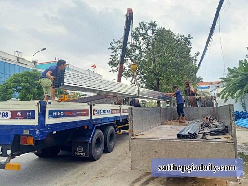 Tôn Thép VQK cung ứng thép hộp chính hãng, giá rẻ