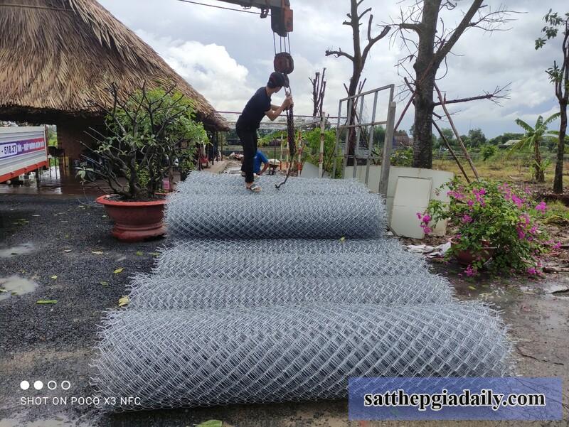 Ứng dụng kẽm lam hình dao thi công rào