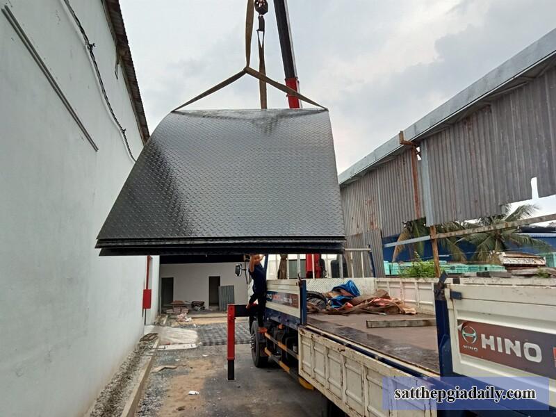 Tôn Thép VQK cho thuê tấm thép chống lầy, lót đường giá rẻ