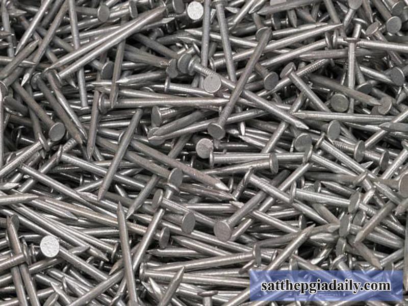 Đinh sắt thép có độ bền cao, chịu lực tốt