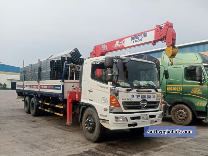 Chọn mua thép hộp Đức Việt tại Tôn Thép VQK để được hàng chính hãng, đủ loại, đủ quy cách và được vận chuyển tận nơi