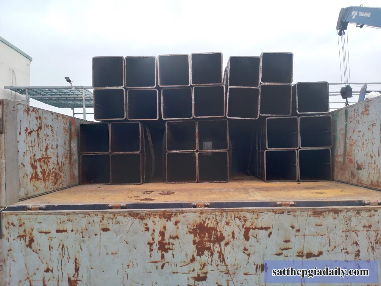 So sánh kích thước sắt hộp 140x140 với các loại khác