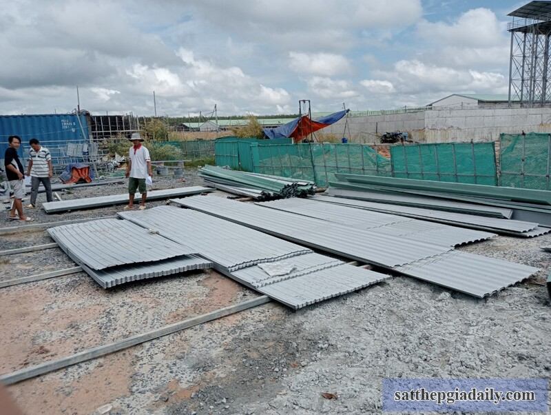 Các loại tôn Hoa Sen được Tôn Thép VQK cung ứng tại Quận 4