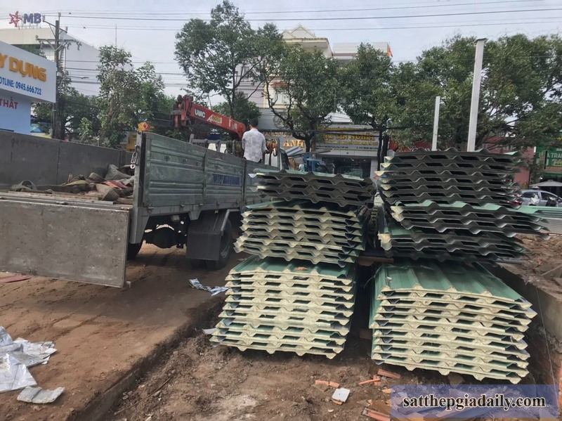 Các loại tôn Hoa Sen được cung ứng tại Quận 8