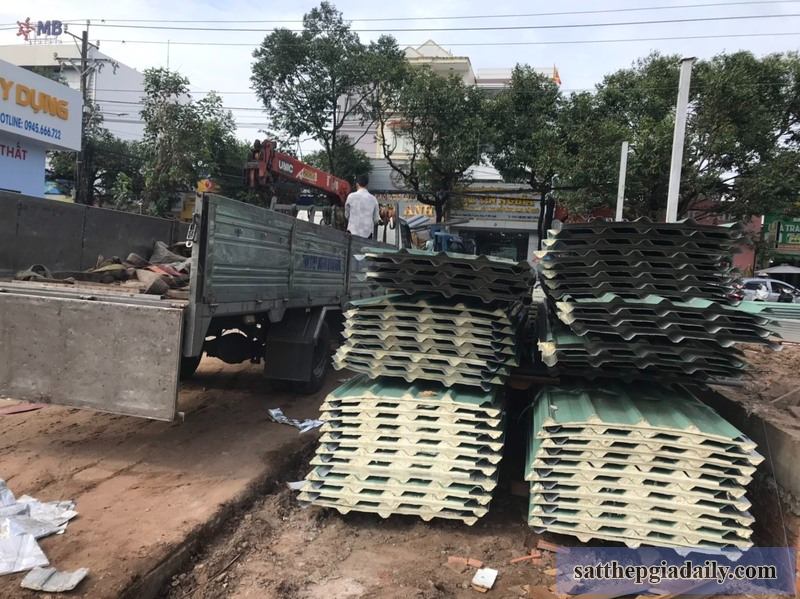 Tổng kho Tôn Thép VQK phân phối tôn Hoa Sen tại Quận 11