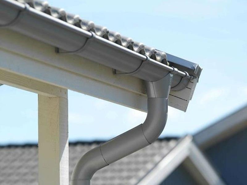 Các hình dạng giá đỡ máng xối inox thông dụng