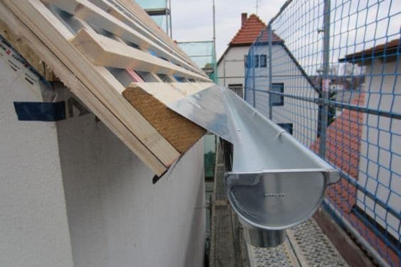 Khám phá về giá đỡ máng xối tôn