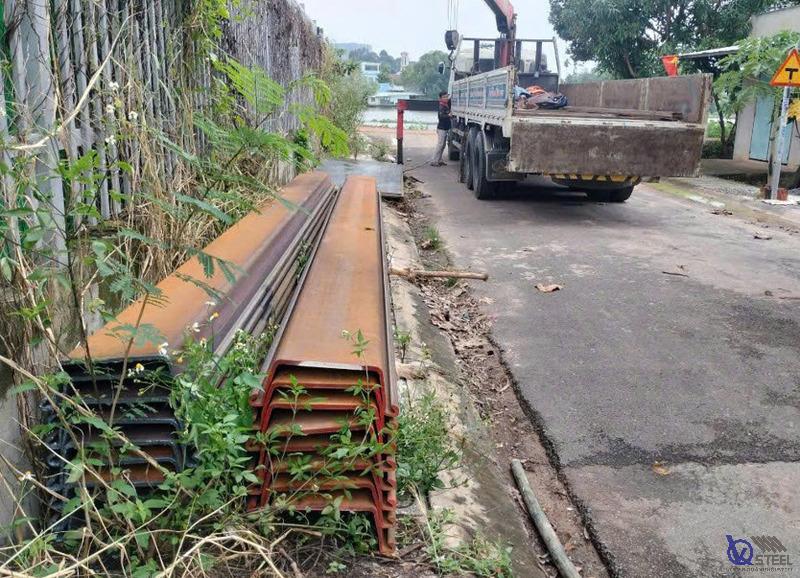 Giá cừ larsen tại TPHCM